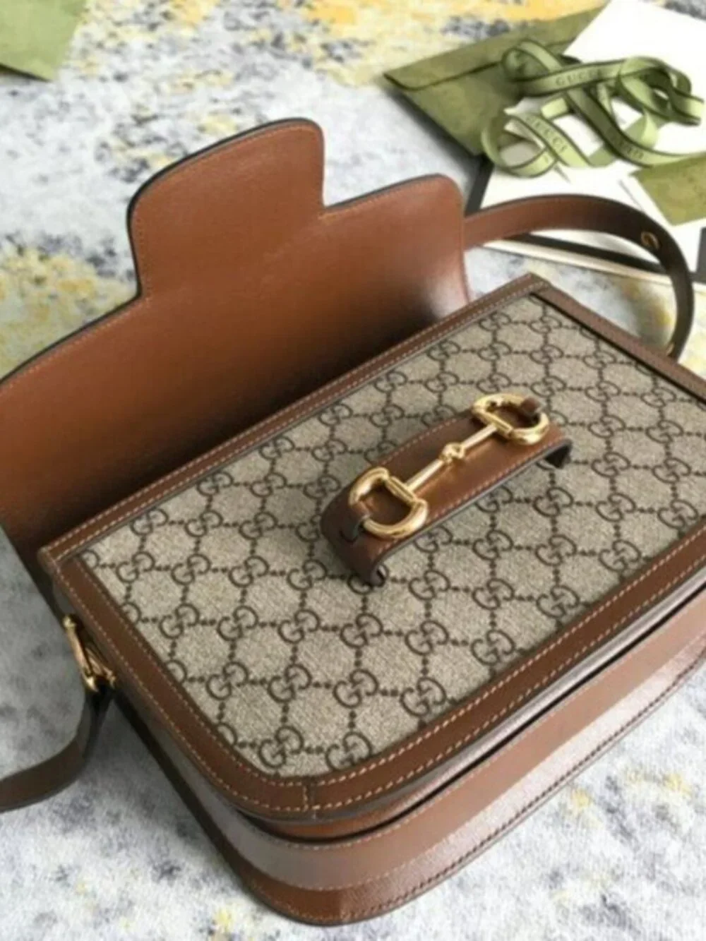 mint condition GUCCI 1955 HORSEBIT SHOULDER BAG GG supreme/brown